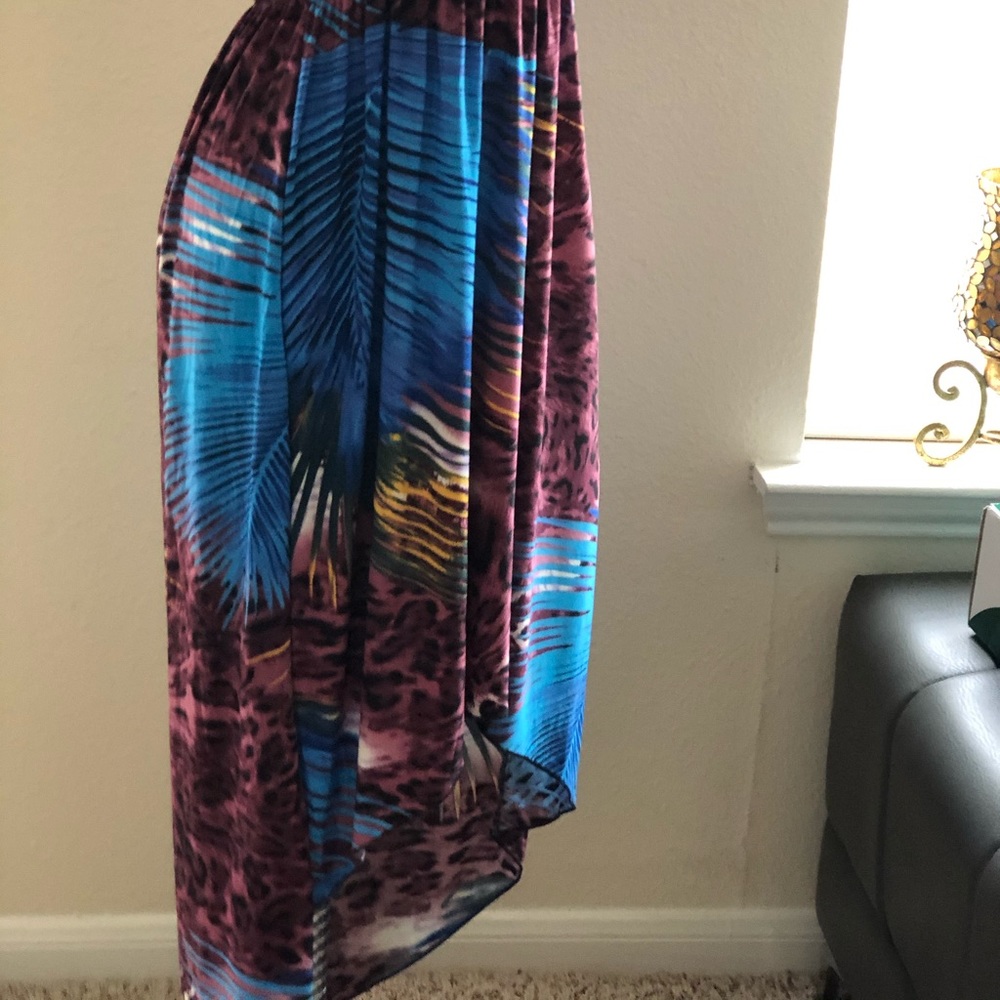 Dress - Picture 2 of 5